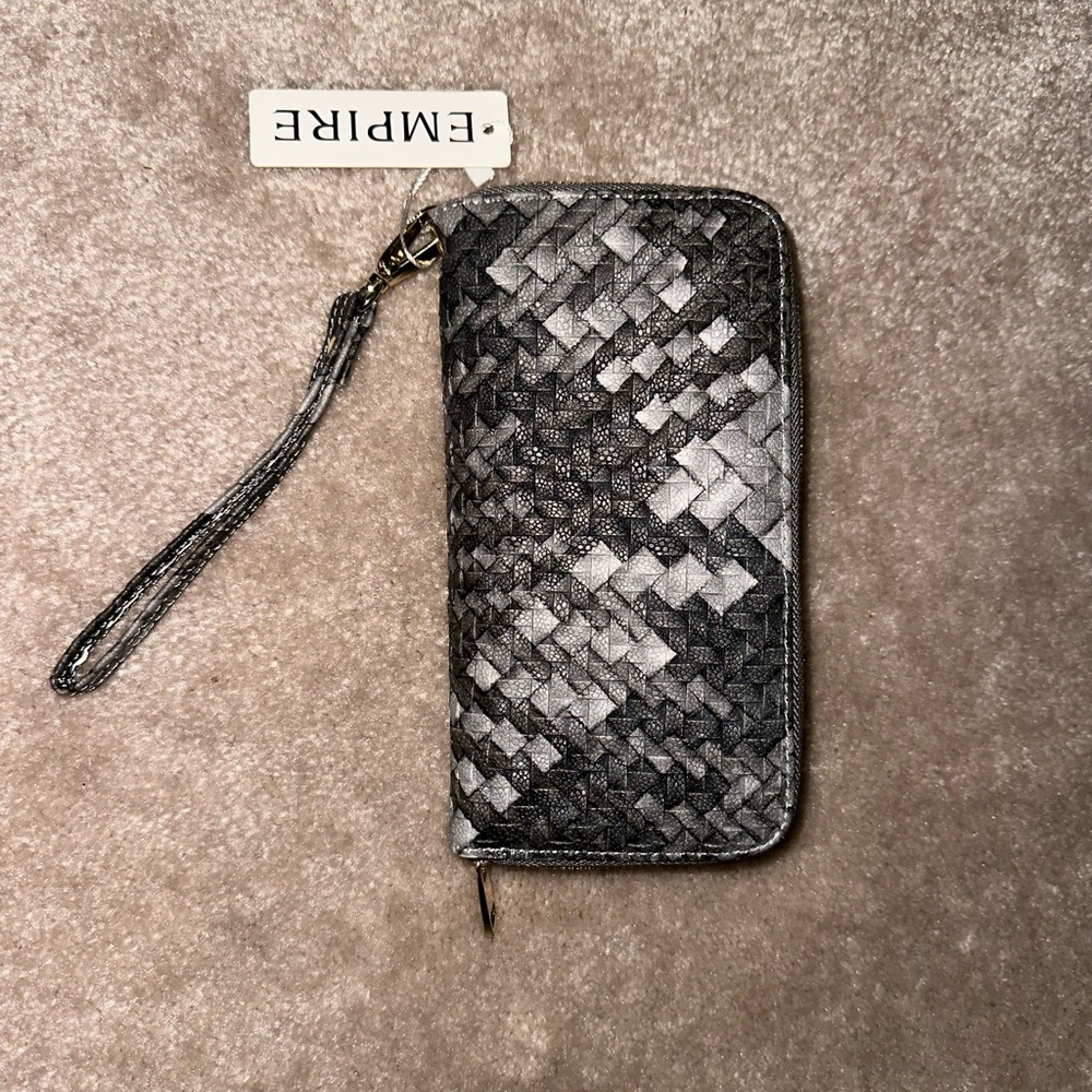 Black and gray wristlet